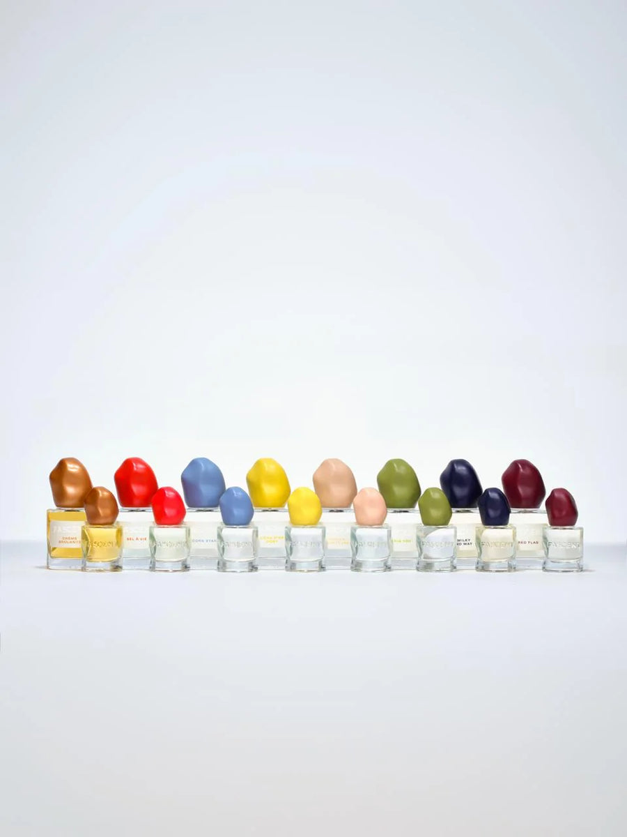 La collection des huit parfums FASCENT avec leurs formats 10 ml